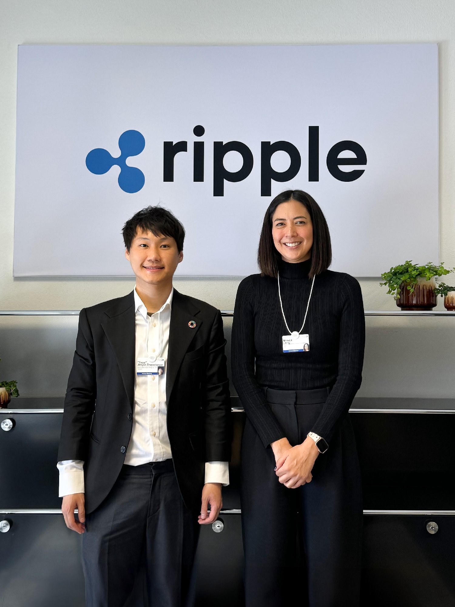 ผมรู้สึกยินดีเป็นอย่างยิ่งที่ได้พบกับคุณ Monica Long ประธานเจ้าหน้าที่บริหาร (CEO) ของบริษัท Ripple ผู้ให้บริการด้านบล็อกเชนและสกุลเงินดิจิท…
