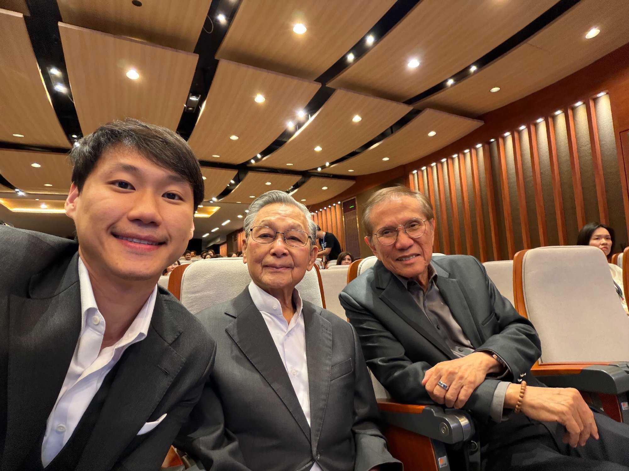It's not every day that you get to be in the same room as Khun Chuan Leekpai and Khun Boonchai Chokwatana. I had the privilege of meeting th…