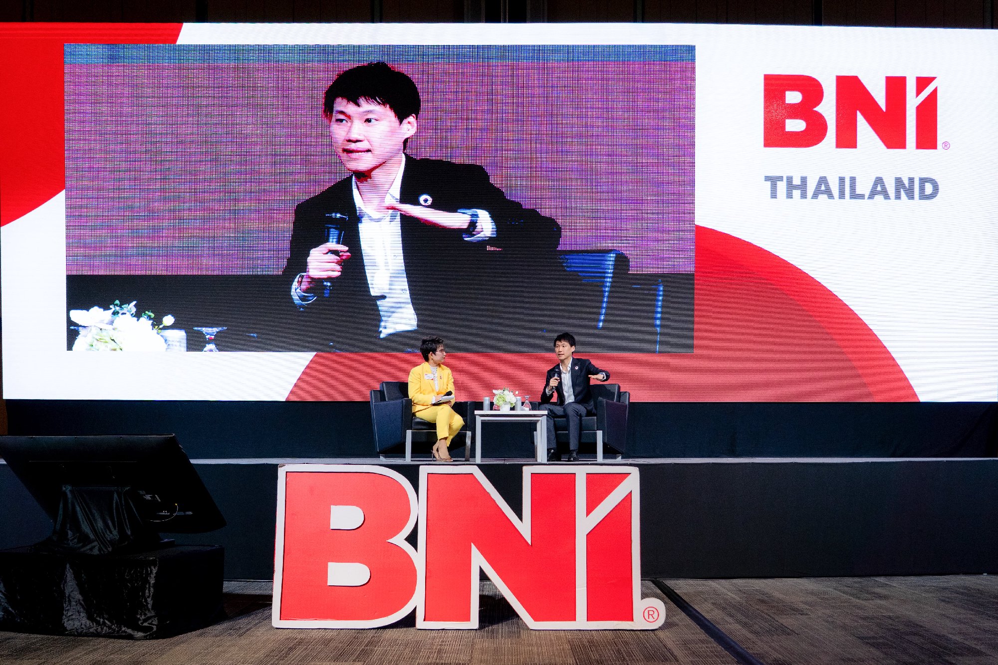 "ในโลกยุคใหม่ที่มีการเปลี่ยนแปลงอย่างรวดเร็ว ผู้ประกอบการต้องพัฒนาธุรกิจอย่างไร?" ล่าสุดผมมีโอกาสไปร่วมงาน 'BNI Thailand Leadership Conferen…