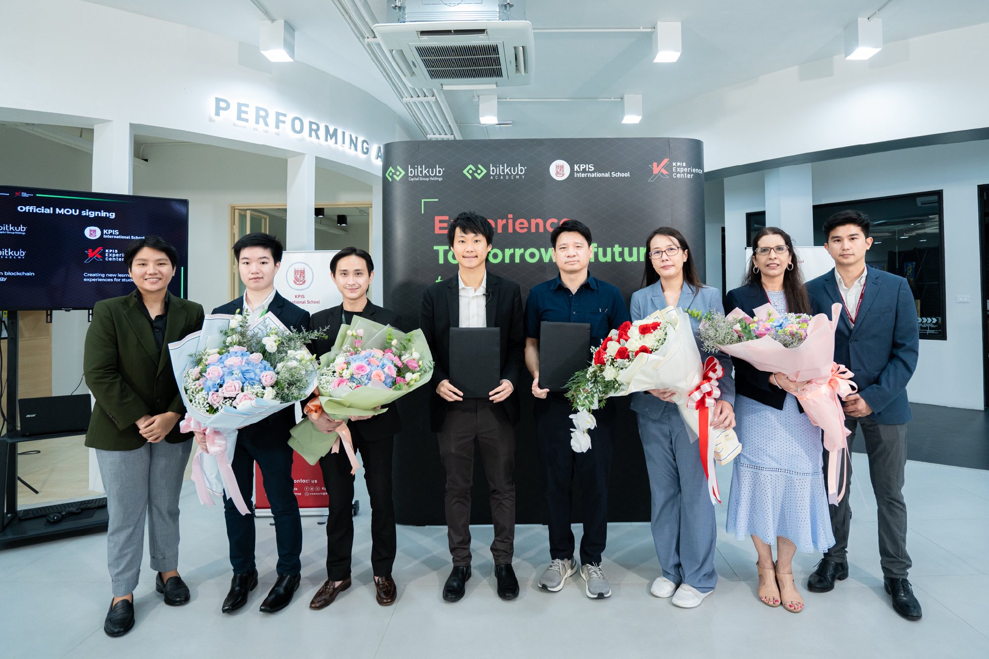 ขอขอบคุณทาง Innovation Club ที่ให้โอกาสผมไปร่วมแบ่งปันประสบการณ์และแนวคิดจากงาน World Economic Forum ที่ผมได้ไปร่วมมาเมื่อเดือนก่อน รวมถึงขอ…