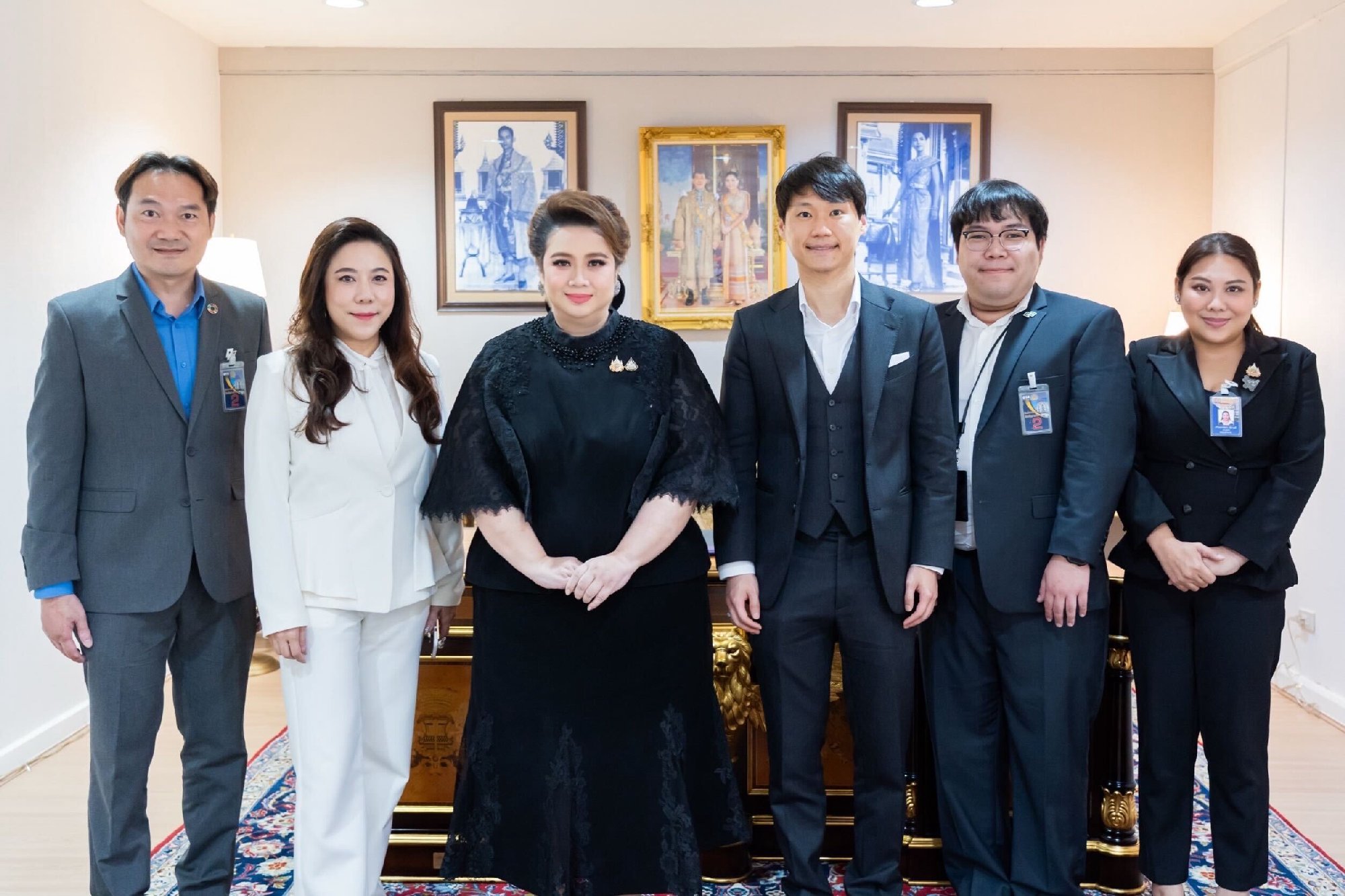 On this occasion, my team from Bitkub and I had the honor of expressing our sincere congratulations to Khun Supamas Isarabhakdi on her graci…
