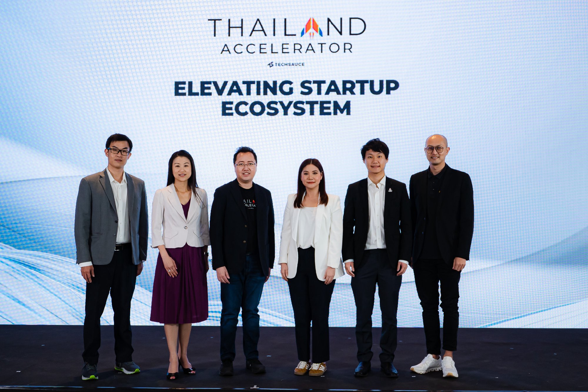 ผมขอขอบคุณ คุณอรนุช เลิศสุวรรณกิจ ผู้ร่วมก่อตั้งและประธานเจ้าหน้าที่บริหาร Techsauce Media และคุณชาล เจริญพันธ์ Program Director ที่เชิญผมไป…