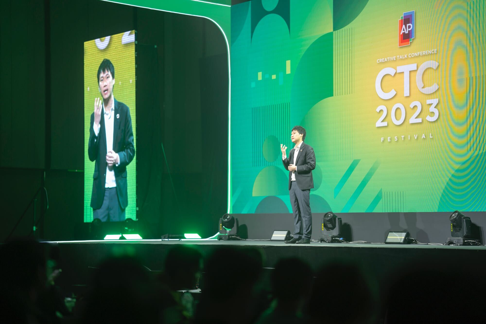 รู้สึกเป็นเกียรติอย่างมากครับที่ได้รับเชิญขึ้นพูดในงาน Creative Talk Conference (CTC) 2023 ในหัวข้อ "How to Build a New Generation High Perf…