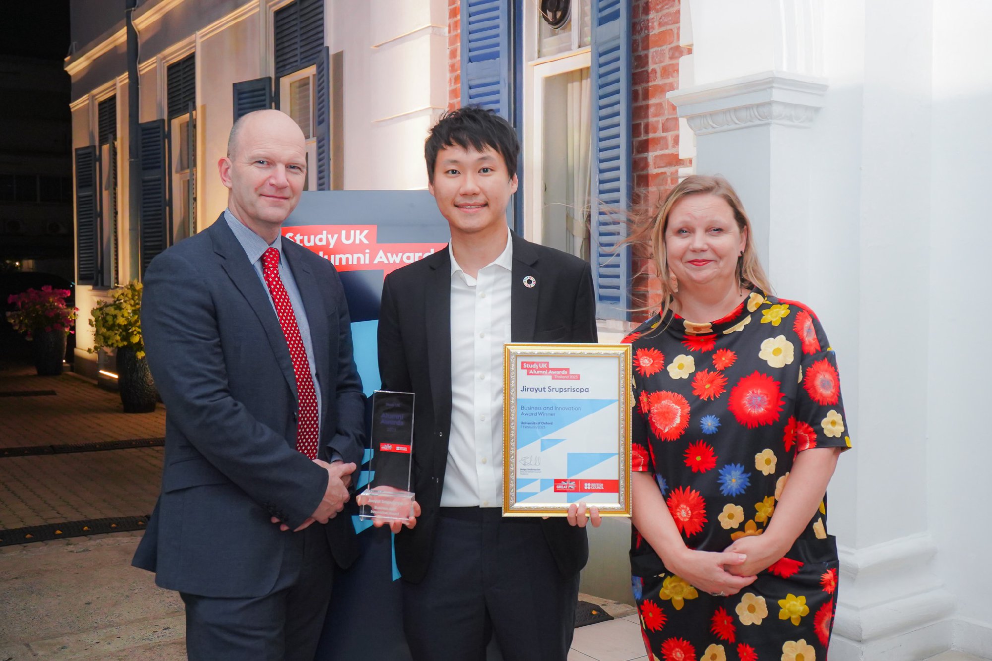 ขอแสดงความยินดีกับ British Council สำหรับการเปิดตัวอย่างยิ่งใหญ่ของแพลตฟอร์ม Alumni UK ซึ่งผมรู้สึกยินดีเป็นอย่างยิ่งที่ได้รับเชิญไปร่วมแบ่ง…
