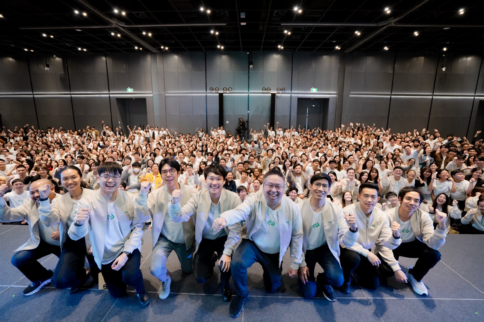 ประมวลภาพอีกหนึ่งกิจกรรมประจำปีของชาว Bitkubers ในงาน "Bitkub All Hands 2025" งานประชุมที่รวมตัวพนักงานกว่า 700 คนเพื่อร่วมอัปเดตทิศทางพร้อม…