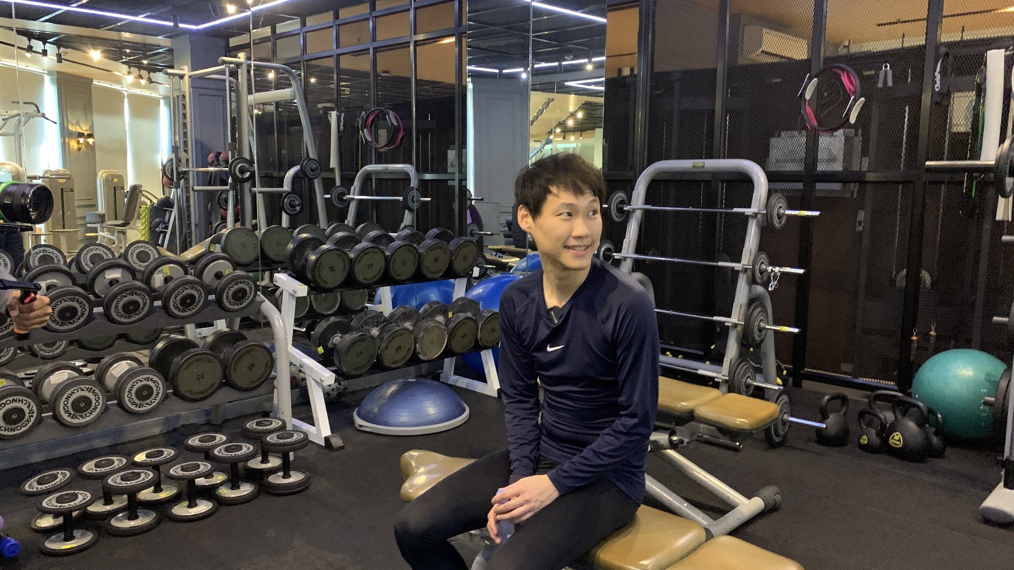 ผมมาทำอะไรที่ TRIA รอติดตามชมได้พรุ่งนี้ 1 ทุ่มตรงครับ 💪