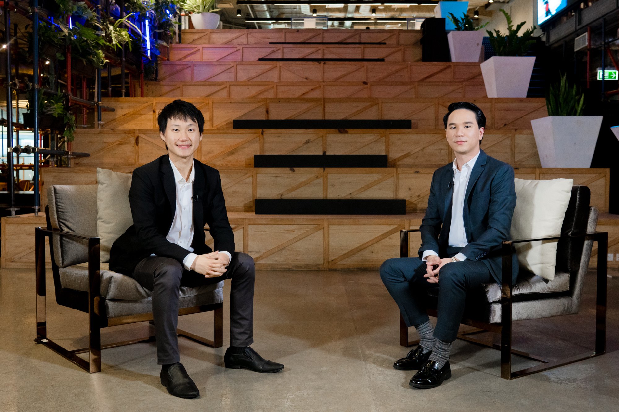 ผมรู้สึกยินดีมากๆ ที่ได้มีโอกาสร่วมงานและแชร์ไอเดียกับทาง เดลินิวส์ ครับ ผมฝากทุกท่านติดตามรายการจากเดลินิวส์ที่จะมีในเร็วๆ นี้ด้วยนะครับ
