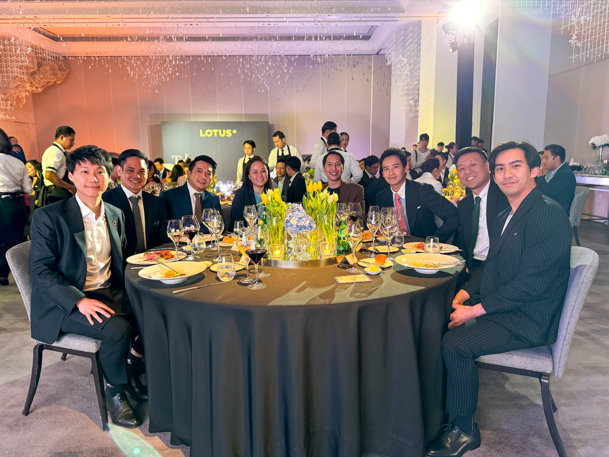 บรรยากาศจากงาน Gen.T Leaders of Tomorrow Gen.T Leaders of Tomorrow คือกลุ่มผู้นำรุ่นใหม่จากหลากหลายแวดวงที่มีศักยภาพในการเปลี่ยนแปลงสังคม ซึ…
