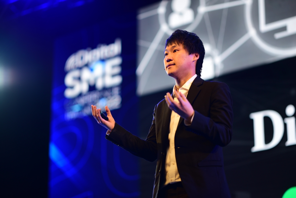 ไม่ว่าจะเป็นธุรกิจ SME รูปแบบไหน ผมเชื่อว่าสิ่งที่สำคัญท่ามกลางวิกฤตทางเศรษฐกิจ นั่นคือการทำความเข้าใจทิศทางเศรษฐกิจของโลกและเตรียมรับมือกับ…