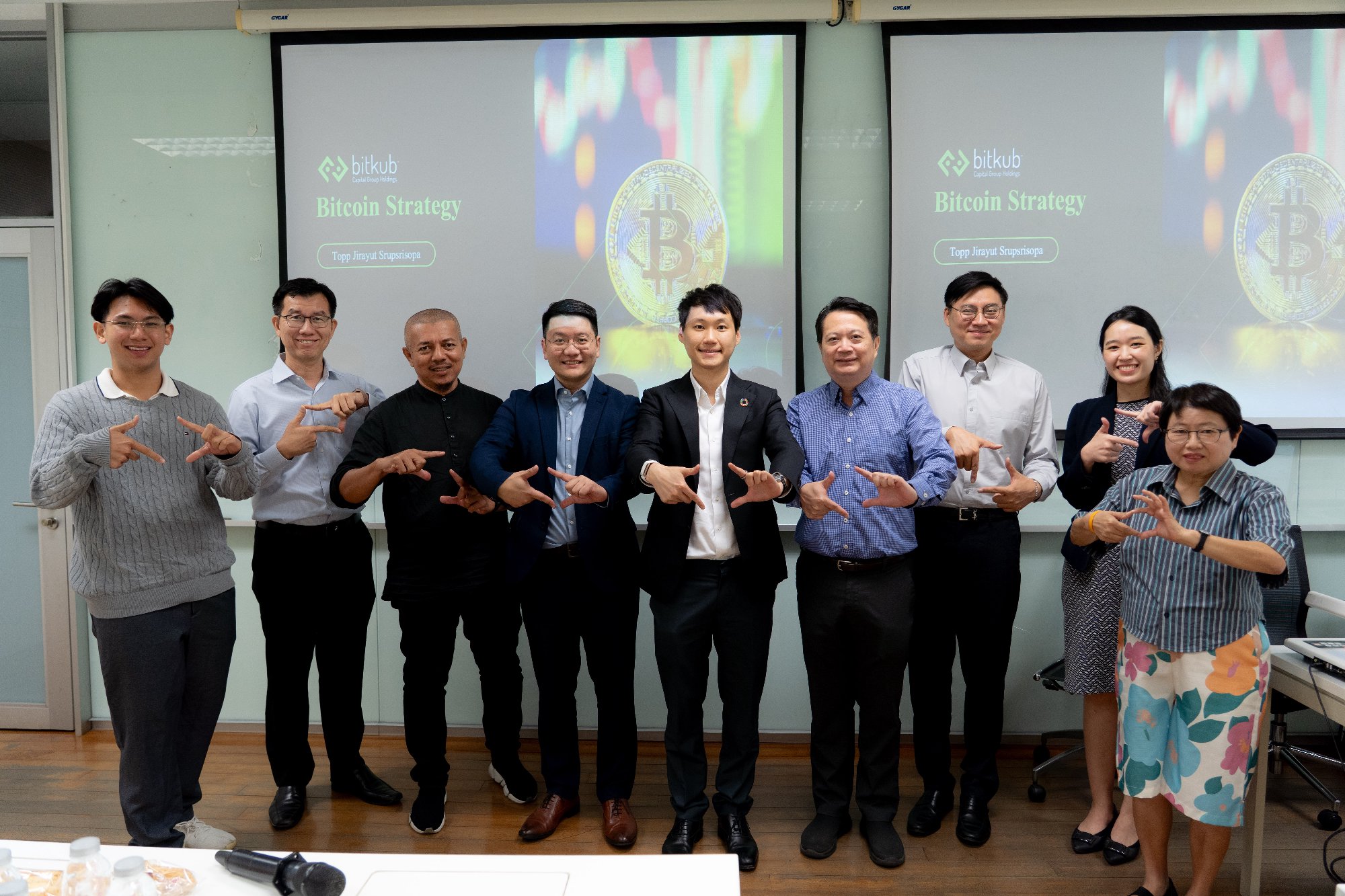 บรรยากาศในหลักสูตร Fintech Course: Unleashing Future of Finance จัดโดยสมาคมฟินเทคประเทศไทย ซึ่งผมได้ร่วมบรรยายแบ่งปันความรู้ภายใต้หัวข้อ "Cr…