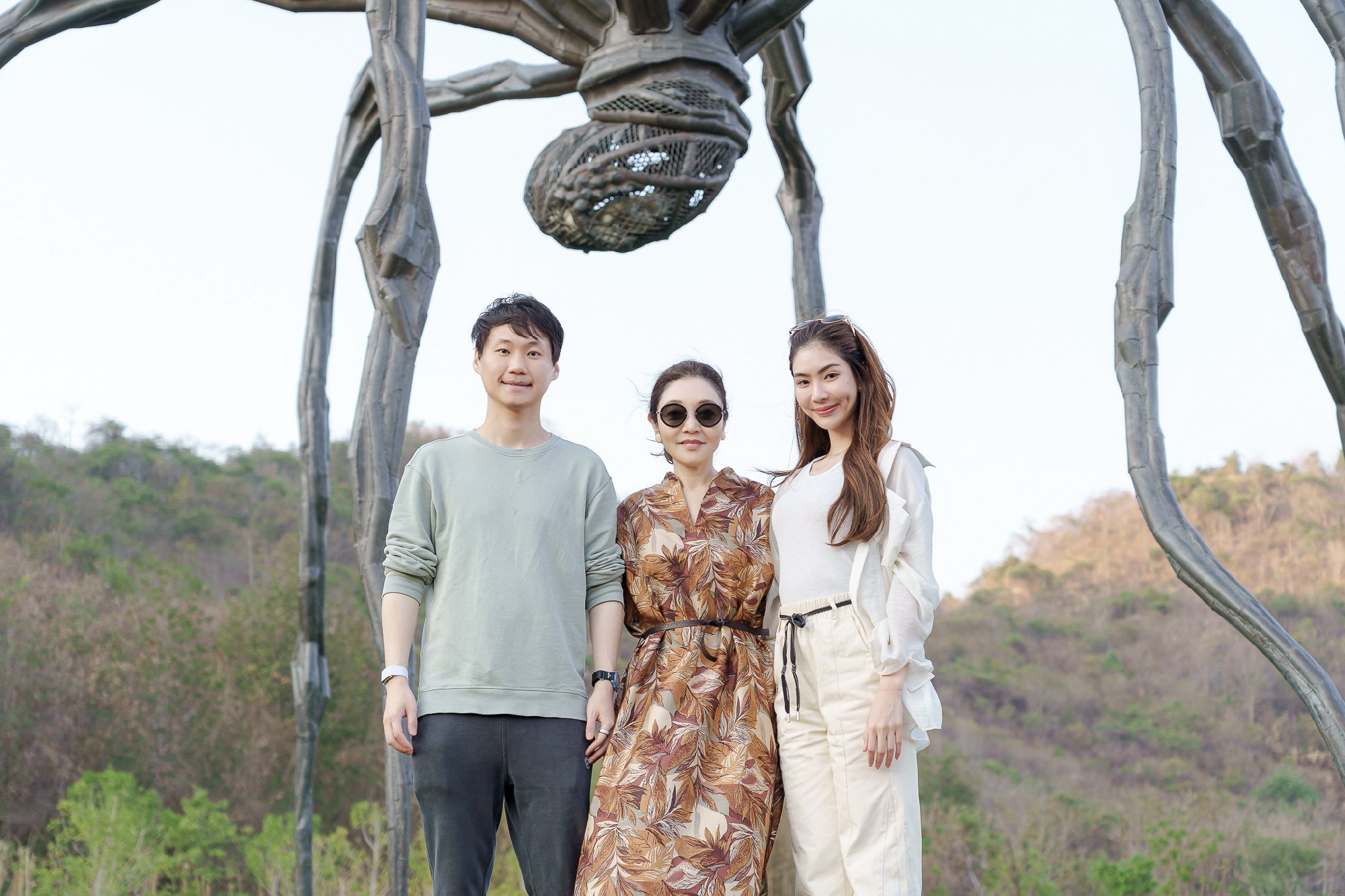 ผมได้มีโอกาสเข้าร่วมงานเปิดตัว "Khao Yai Art Forest" ซึ่งถือเป็นอีกหนึ่งอีกหนึ่งโครงการที่สานต่อความฝันของคุณมาริษา เจียรวนนท์ ผู้ก่อตั้ง Ba…