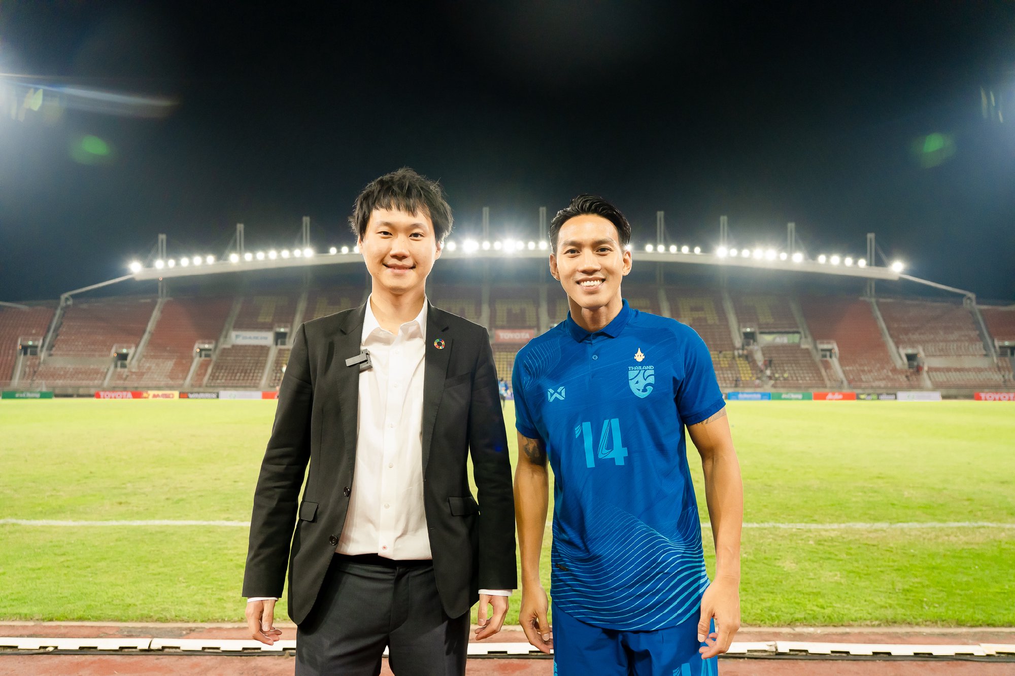 ผมรู้สึกยินดีมาก ๆ ครับที่ได้ร่วมเป็นสักขีพยานในการแข่งแมตช์สุดท้ายของหนึ่งในตำนานนักเตะทีมชาติไทยอย่างคุณลีซอ ธีรเทพ วิโนทัย ใน Internation…