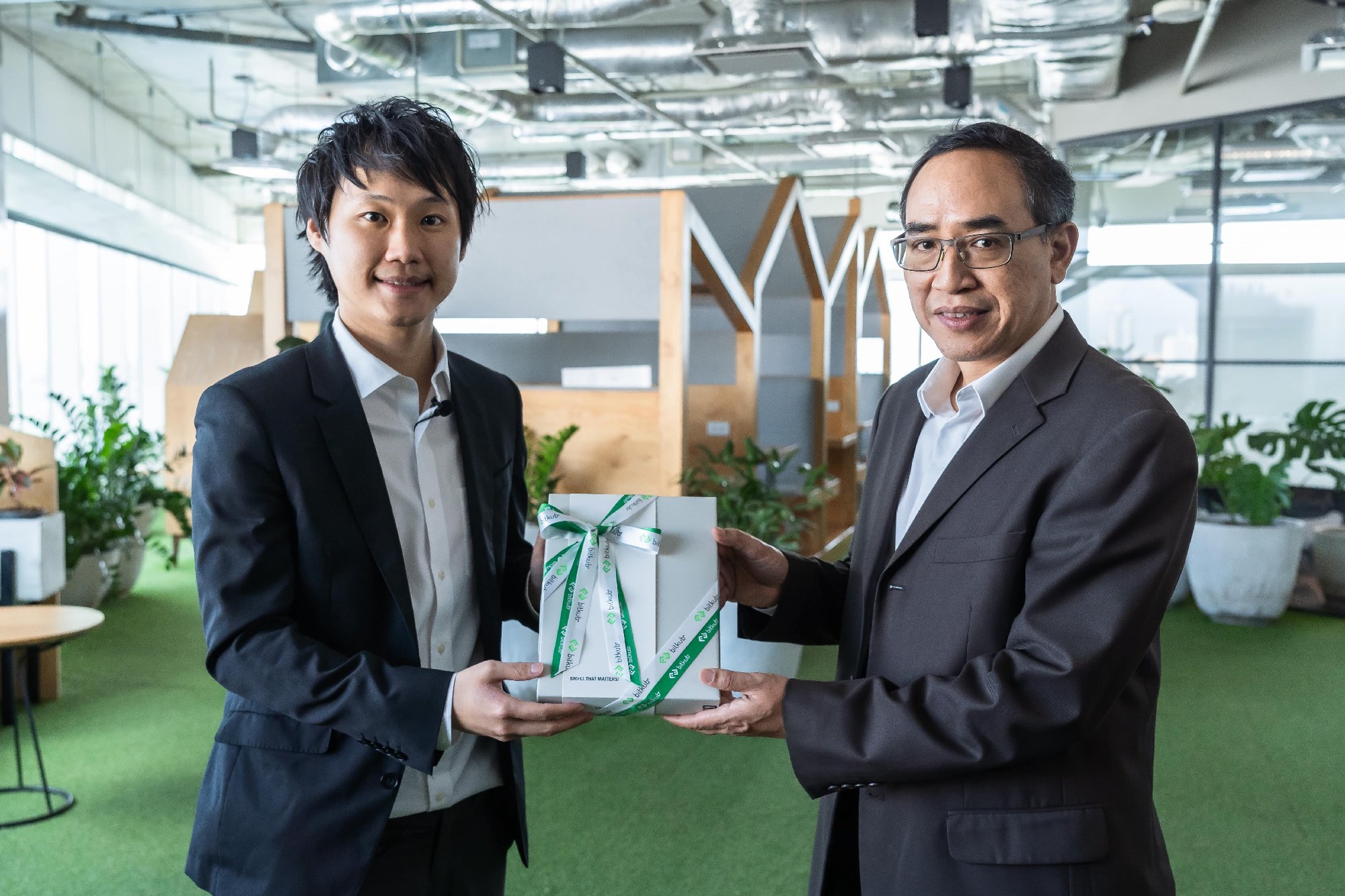 ผมขอขอบคุณทางหลักสูตร The ConneXt โดย มหาวิทยาลัยหอการค้าไทย นะครับ ที่ให้เกียรติเชิญผมไปร่วมพูดคุยและแบ่งปันประสบการณ์ด้านการลงทุนสินทรัพย์…