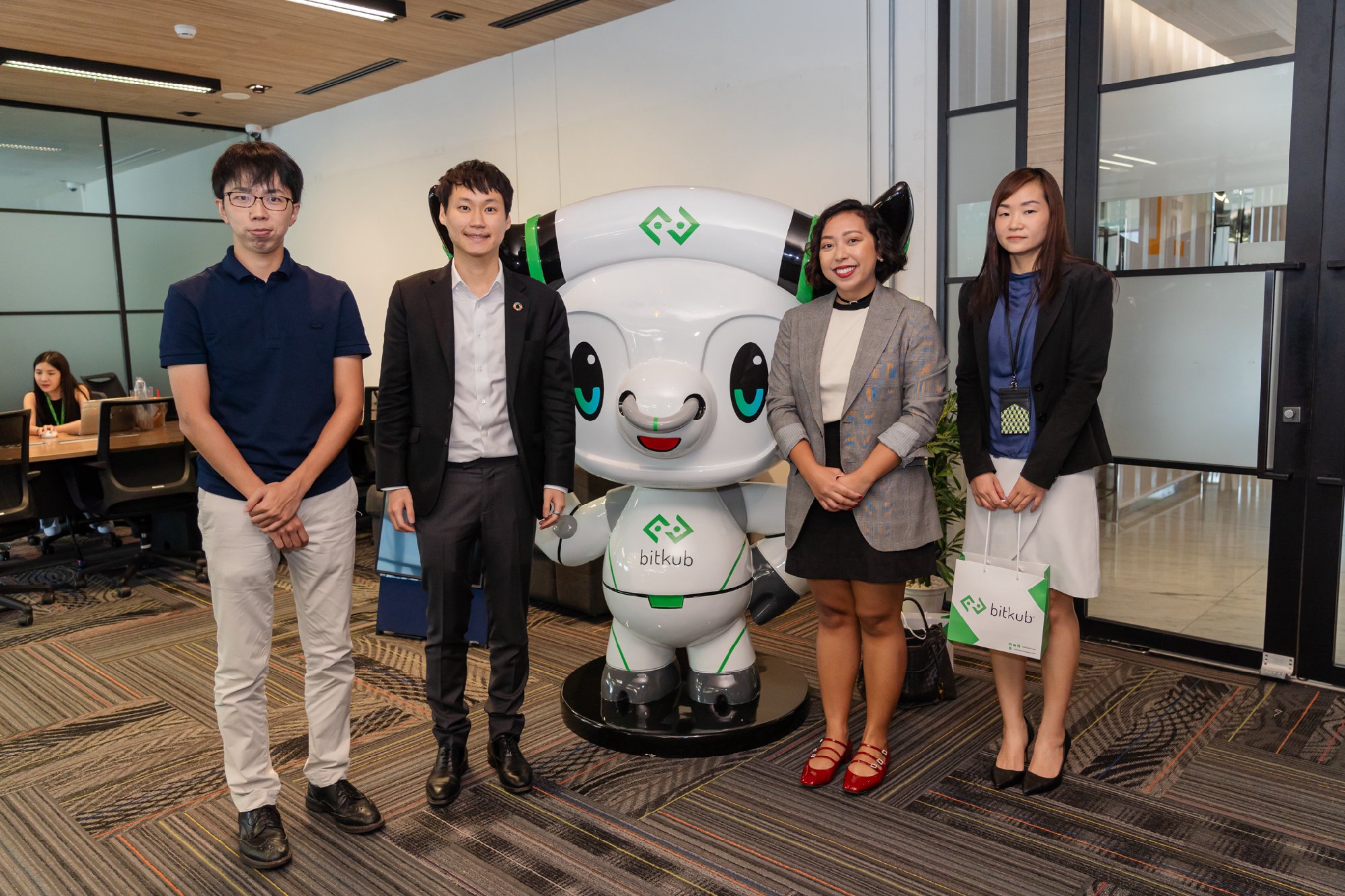 ผมได้มีโอกาสให้สัมภาษณ์กับทีม Nikkei โดยผมได้พูดคุยและแชร์มุมมองความคิดในเรื่องกลยุทธ์พื้นฐานที่ทำให้ Bitkub เติบโต รวมทั้งทิศทางการพัฒนาธุร…