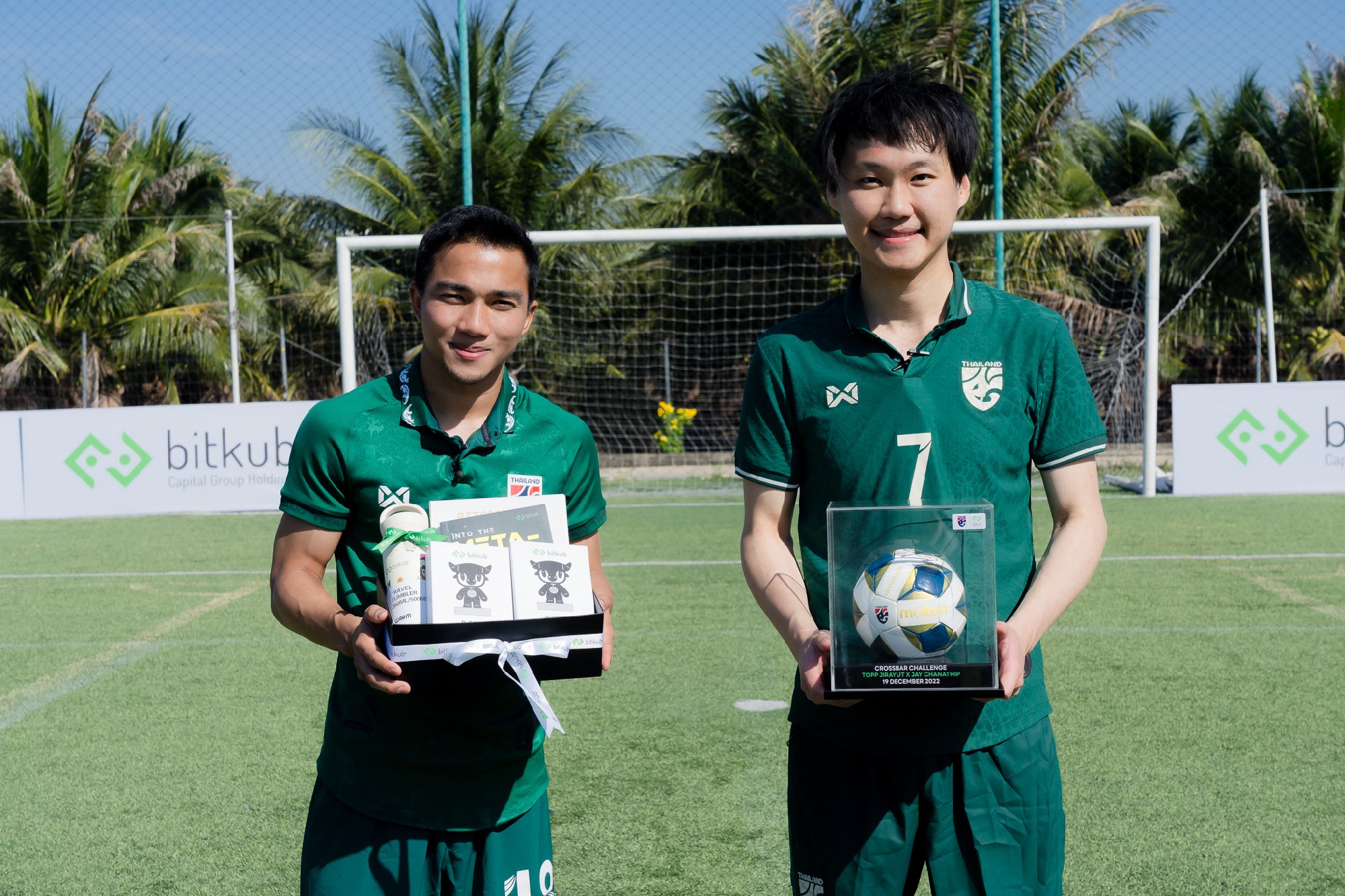 วันนี้สนุกมาก ๆ ครับที่ได้มาทำ Crossbar Challenge ศึกดวลแม่นคานกับคุณเจ ชนาธิป ⚽🥅 มาทายกันครับว่าใครจะแม่นกว่ากัน สามารถแชร์ความเห็นใต้คอมเม…