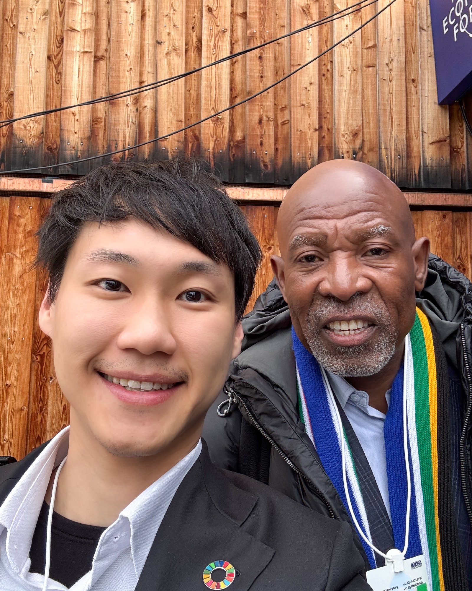 ยินดีที่ได้พบกับคุณ Lesetja Kganyago ผู้ว่าของ South African Reserve Bank (SARB) ภายในงาน World Economic Forum 2025 ครั้งนี้ครับ