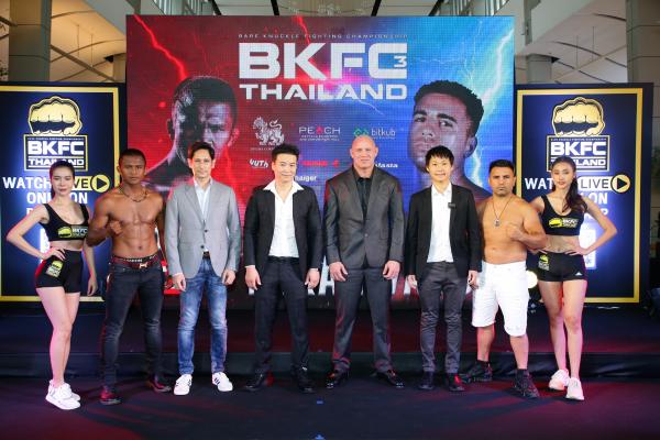 ครั้งแรกของนักสู้แห่งตำนาน “บัวขาว บัญชาเมฆ” กับสมรภูมิกำปั้น พร้อมระเบิดศึกชี้ชะตาบนสังเวียนเดือดกับสุดยอดนักสู้อีก 24 ชีวิต พบกันเสาร์ที่ 3 กันยายนนี้ ที่เวทีมวยราชดำเนิน!