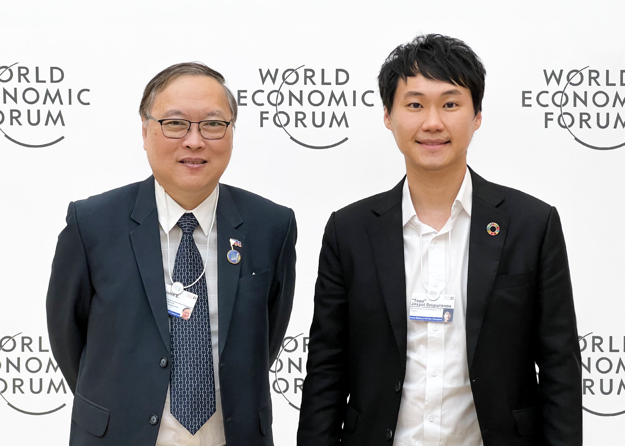 รู้สึกเป็นเกียรติอย่างมากครับ ที่วันนี้ได้พบและพูดคุยกับ Mr. Ivan John E. Uy Secretary of Information and Communications Technology of the P…