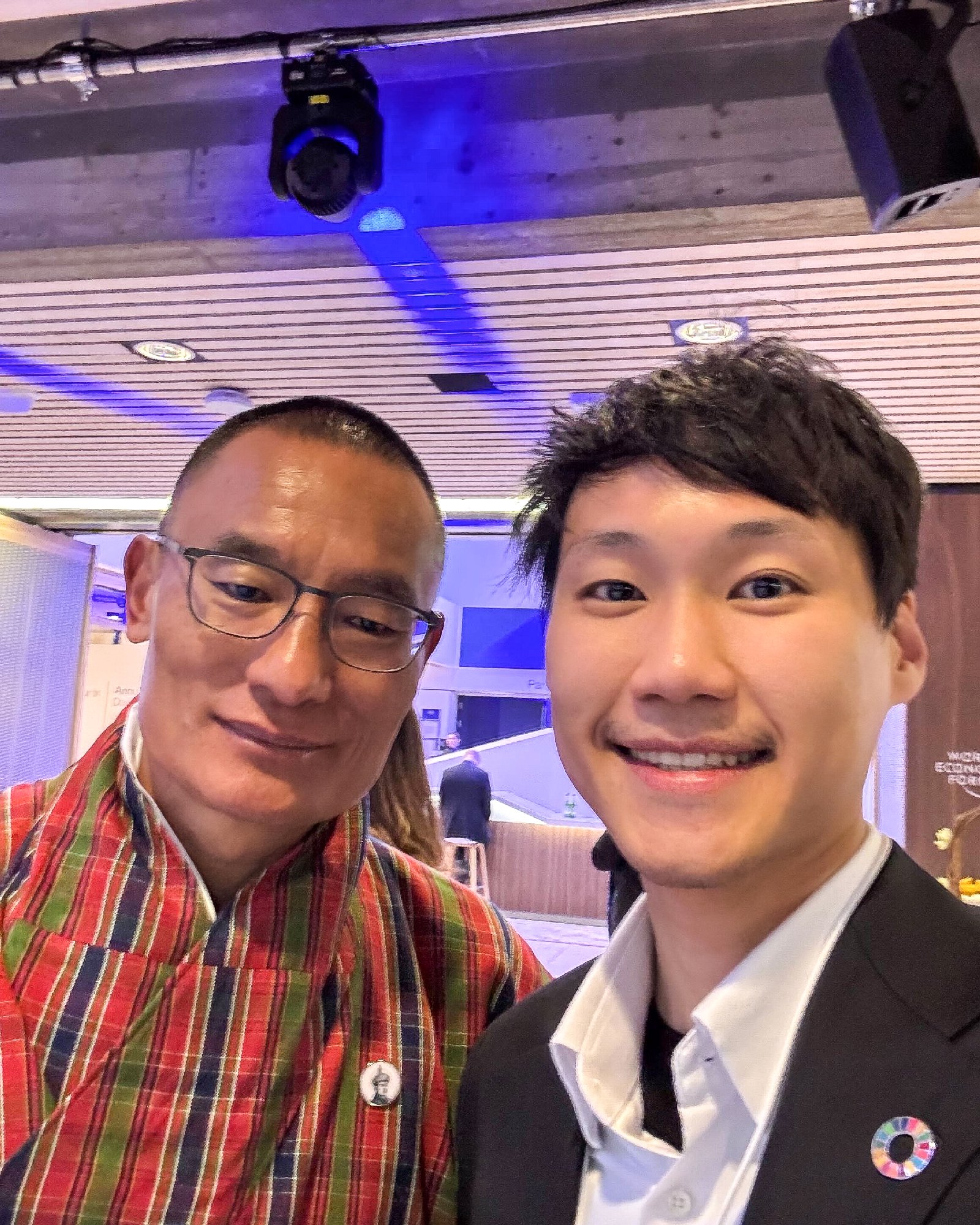 ถือเป็นเกียรติอย่างยิ่งที่ได้พบคุณ Tshering Tobgay นายกรัฐมนตรีประเทศประเทศภูฏานอีกครั้ง ในงานประชุม World Economic Forum 2025 ครับ