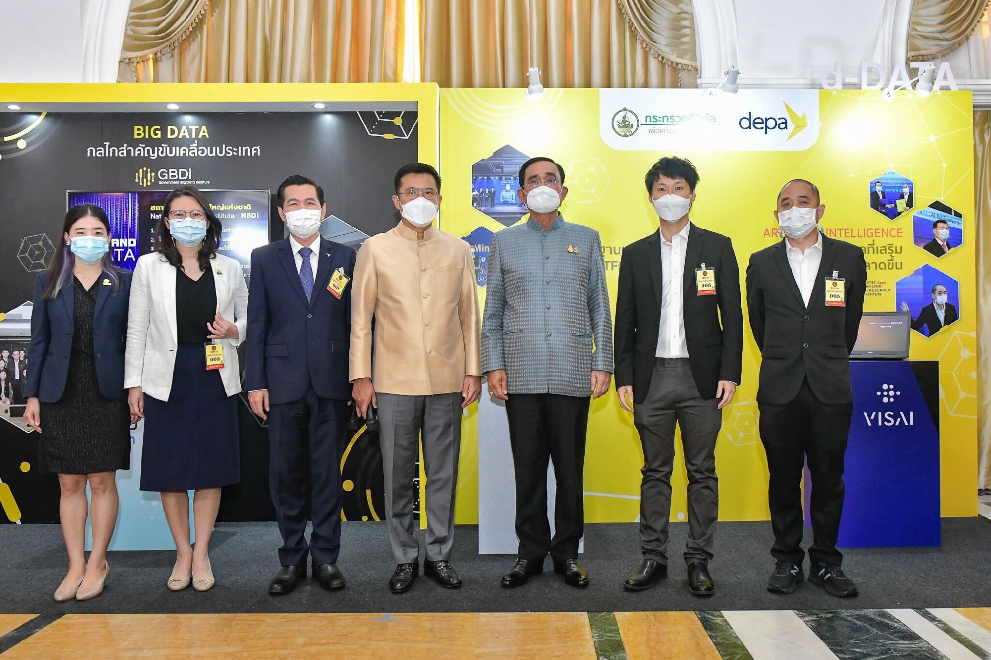 ผมขอขอบคุณทาง Bangkok Post และทีมงานอีกครั้งนะครับ ที่เล็งเห็นศักยภาพและให้เกียรติมามอบรางวัล Bangkok Post CEO of the Year 2021 ในสาขา The I…