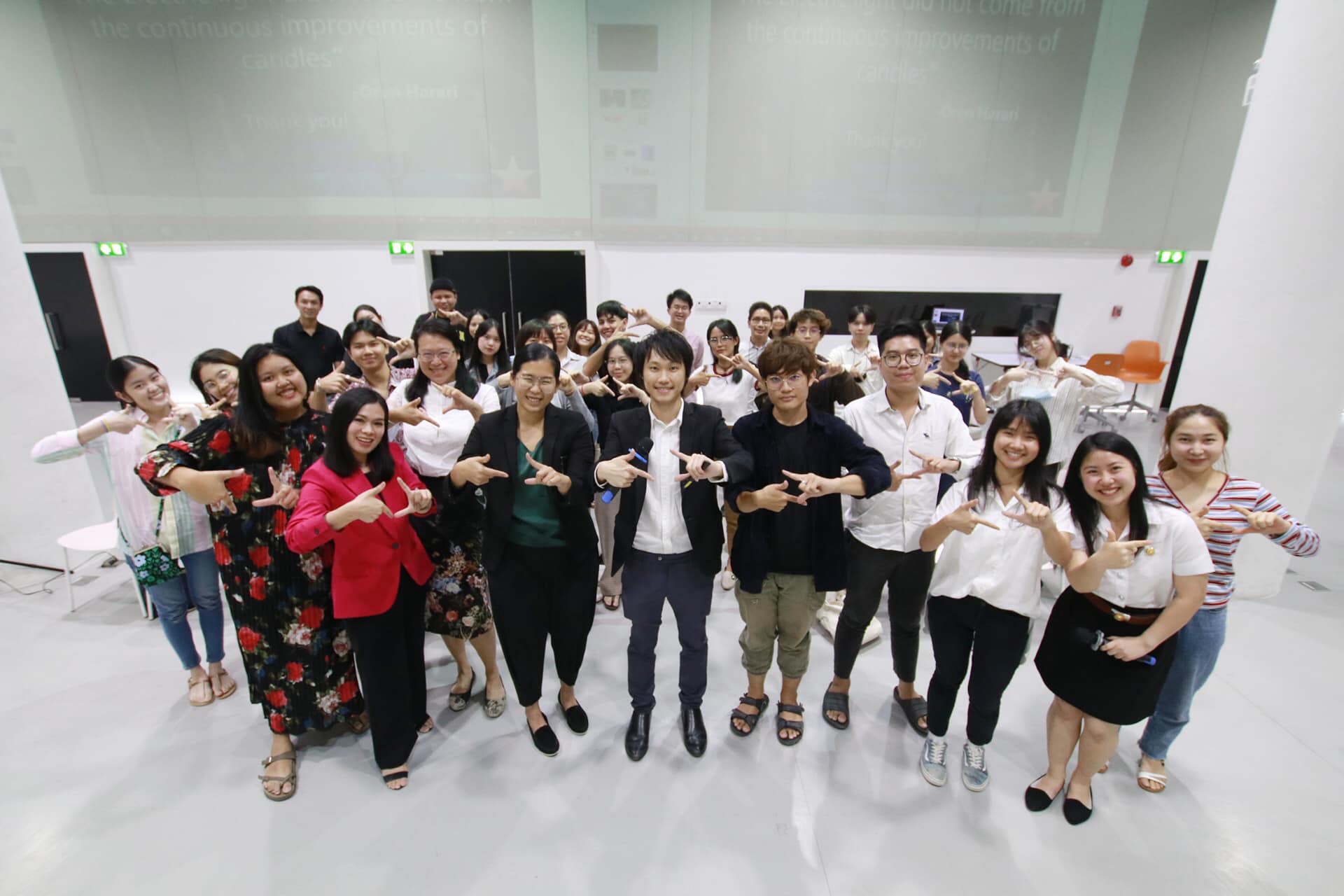 ภาพบรรยากาศการจัดโครงการ TDS Gen Next Talk: Next Normal โดยฝ่ายพัฒนาเครือข่ายการเรียนรู้ ซึ่งได้รับเกียรติจาก คุณจิรายุส ทรัพย์ศรีโสภา Found…
