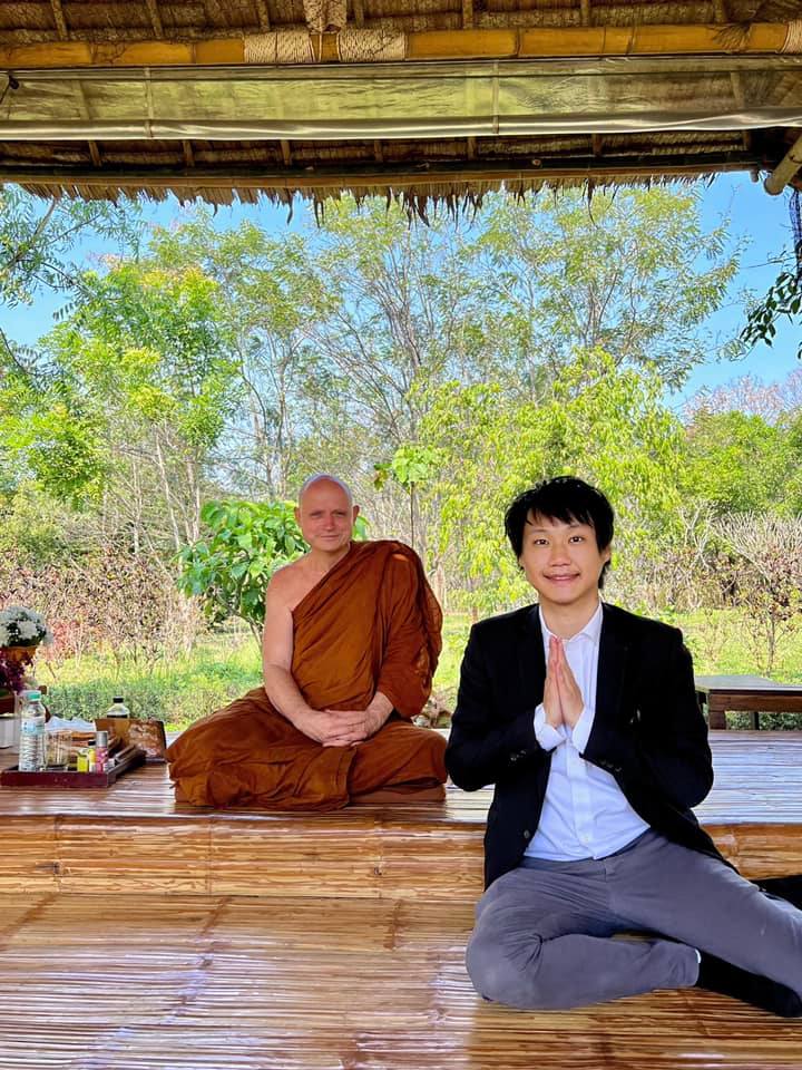 เป็นเกียรติที่ได้มาพูดคุยกับคุณลุง เสนาะ อูนากูล อดีตผู้ว่าฯแบงค์ชาติและอดีตรองนายกรัฐมนตรีครับ 🙏🙂