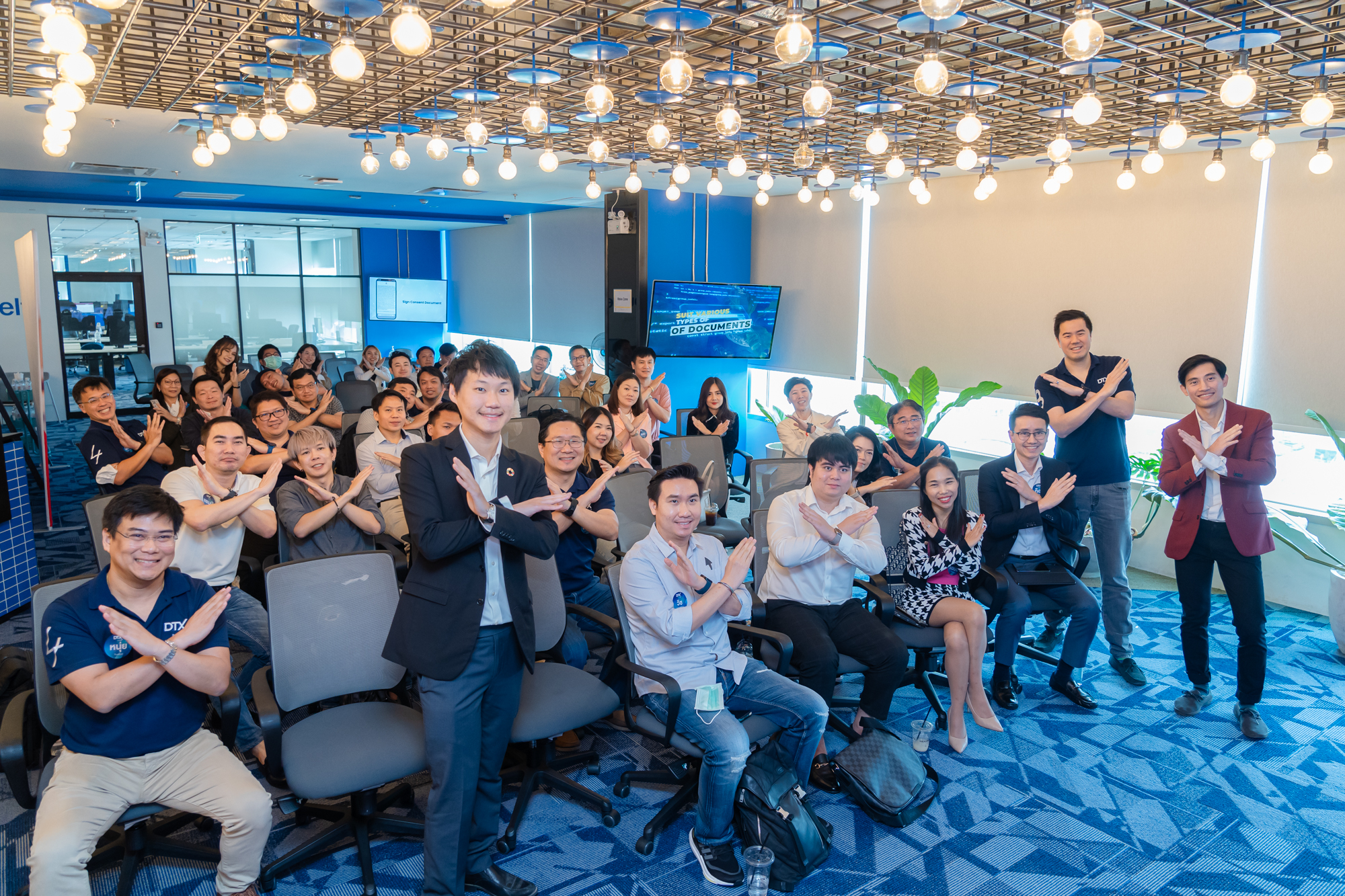 I am pleased to warmly welcome participants of the DTX (Digital Transformation Xponential) course by RISE, and Mr. Tanapoom Jermsiri - CEO a…