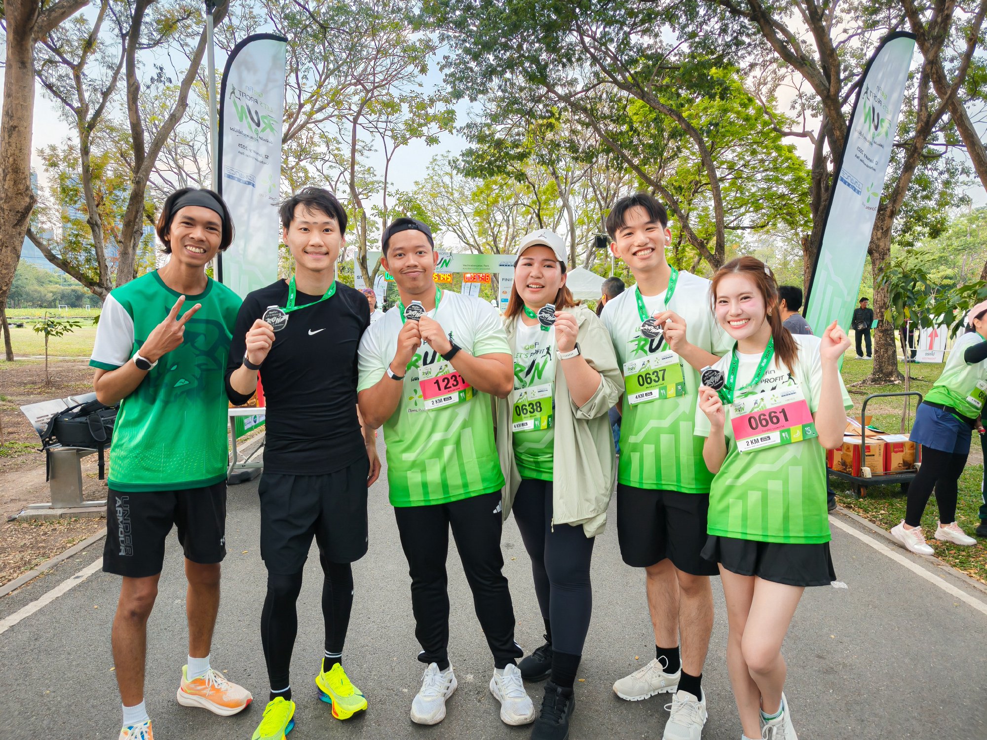ผมรู้สึกยินดีมากครับที่ได้วิ่งไปพร้อมกับทุกคนในงาน "efin LET'S PROFIT RUN วิ่งฟิตปอดต่อลมหายใจให้น้อง" ที่สวนรถไฟในวันนี้ นอกจากจะได้ดูแลสุข…