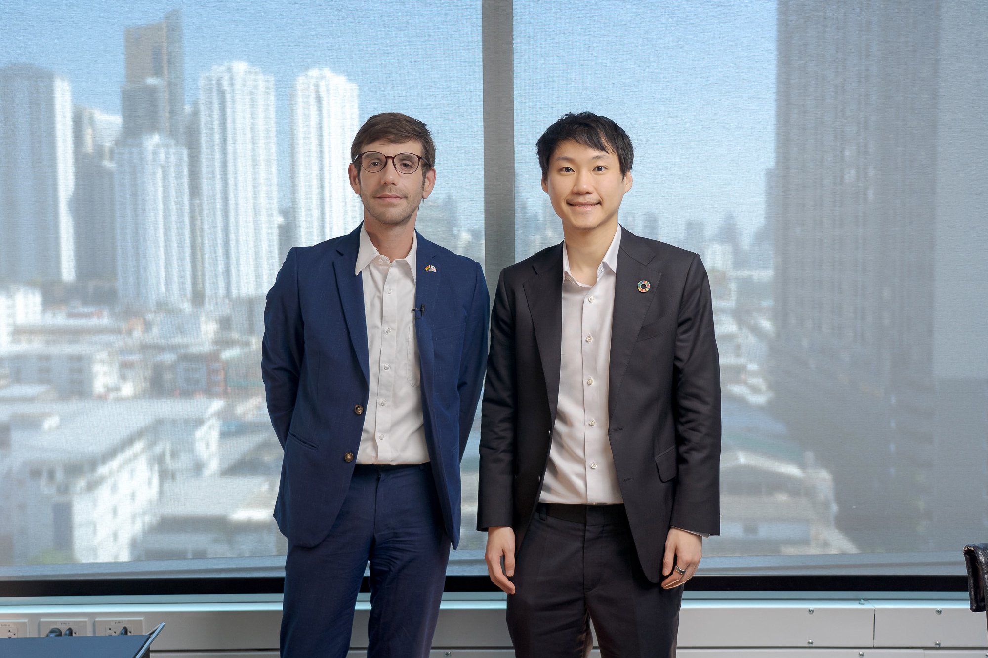 เบื้องหลังการสัมภาษณ์ในรายการของคุณ Matt Hunt ซึ่งผมได้แชร์มุมมองเกี่ยวกับเรื่องการเป็นผู้นำ รวมถึงอนาคตของเศรษฐกิจประเทศไทย และประเด็นเกี่ย…